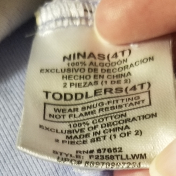 Beautiful Frozen kids pjs- top & pants - Picture 4 of 7